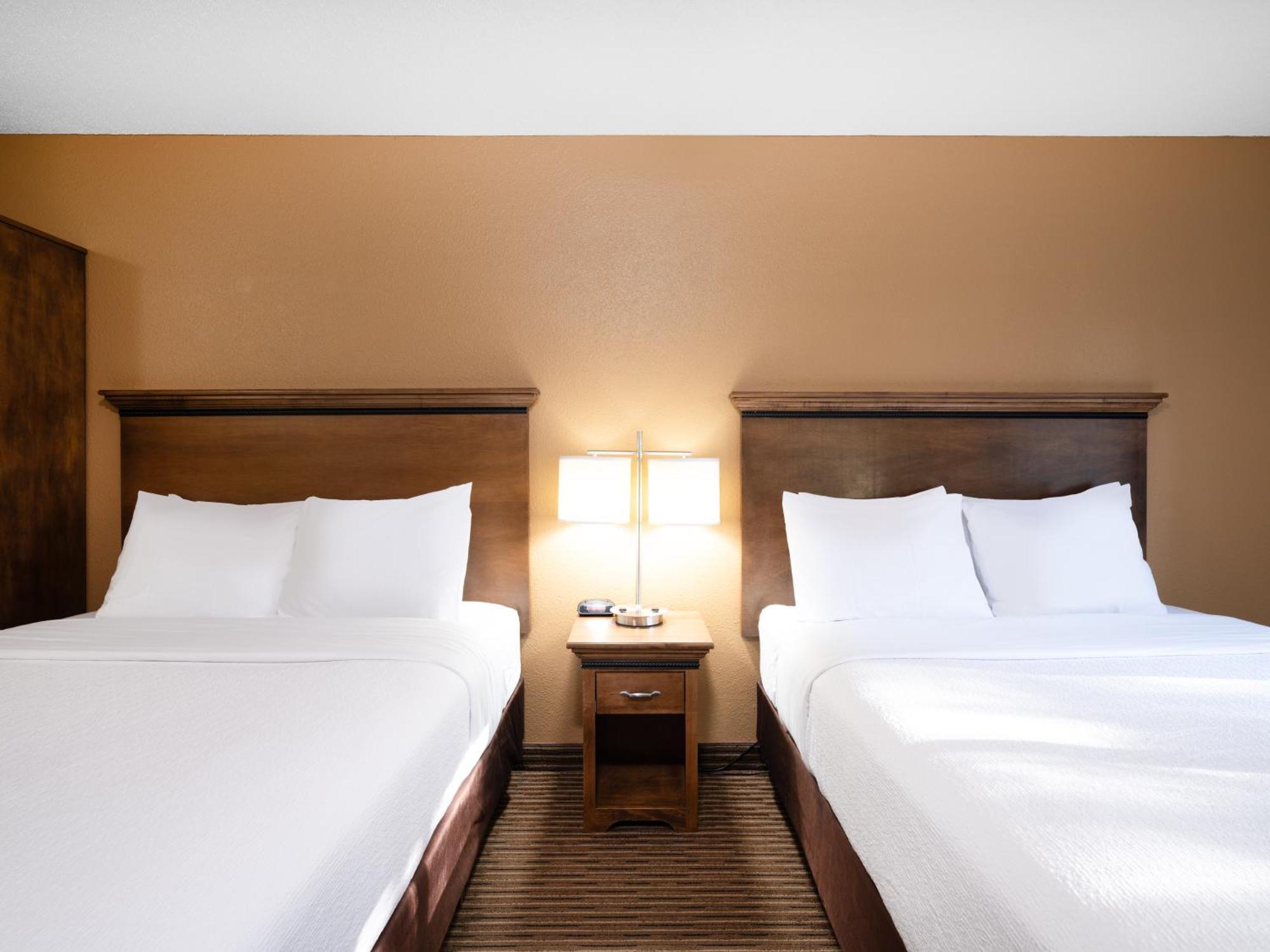 Country Inn ทูฮาร์เบอร์ส ภายนอก รูปภาพ