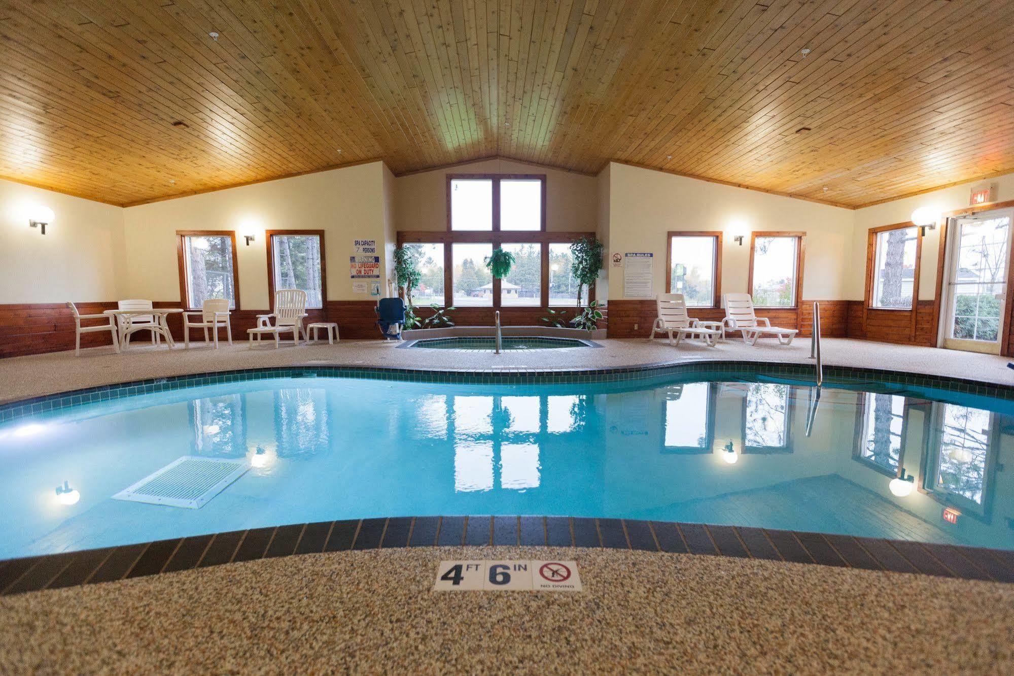 Country Inn ทูฮาร์เบอร์ส ภายนอก รูปภาพ